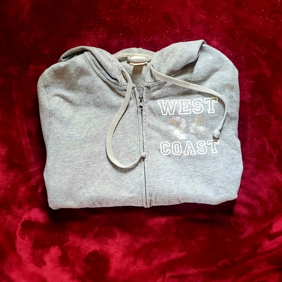 Mossimo Hoodie - Picture 9 of 9